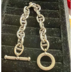 18k WG Women’s bracelet